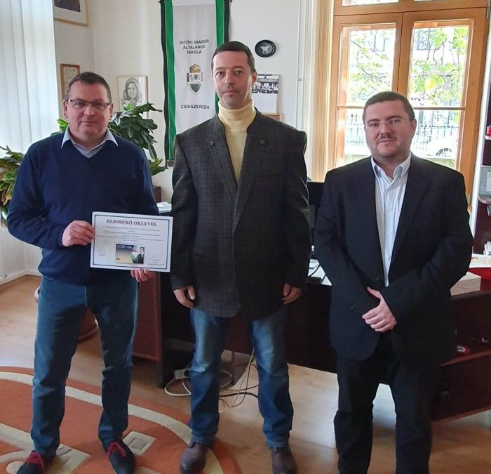 A PS200 pályázat okleveleit átvette a csíkszeredai Petőfi Sándor iskola